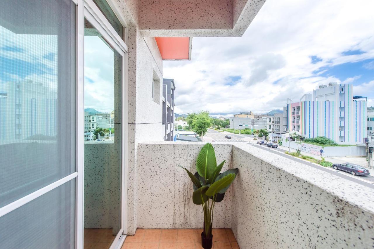 Taitung Bear Station Inn Екстериор снимка